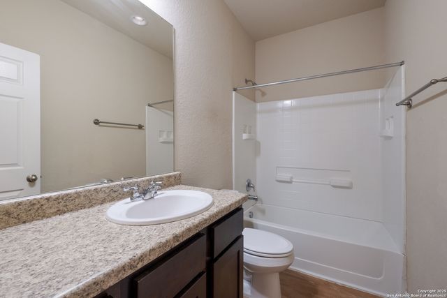 7019 Hallie Rdg, San Antonio, TX 78227