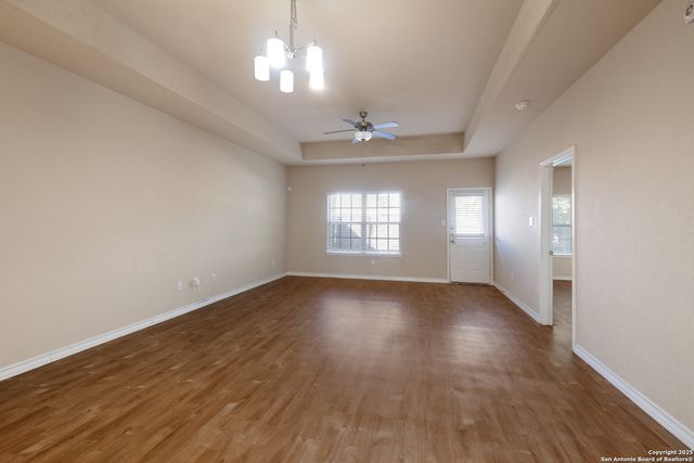 7019 Hallie Rdg, San Antonio, TX 78227