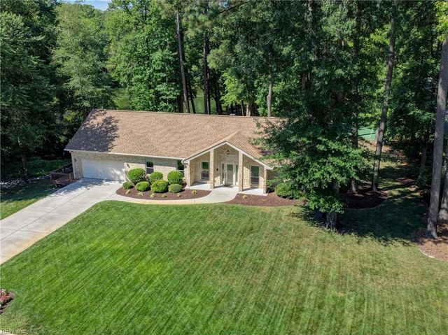 1277 Mossy Oaks CT, Virginia Beach, VA 23454