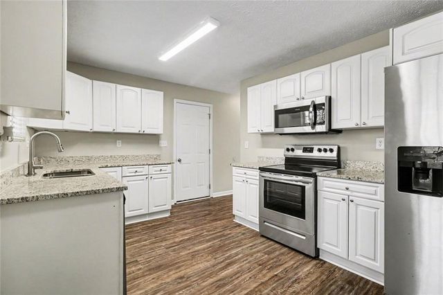 634 Windchase Place, Lithonia, GA 30058