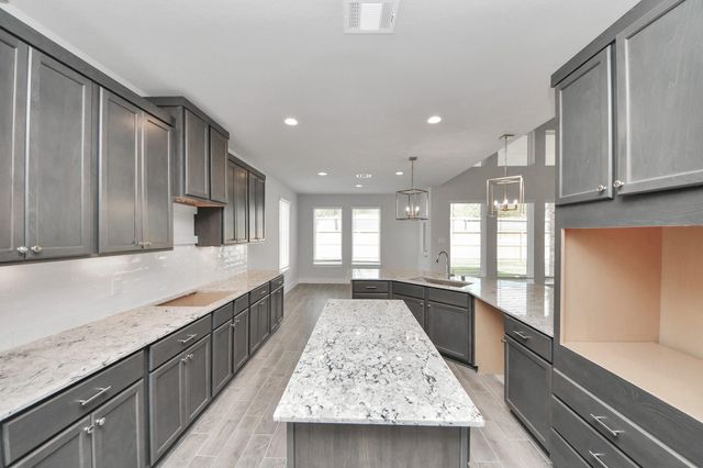 2117 Corn Thistle Way, Magnolia, TX 77355