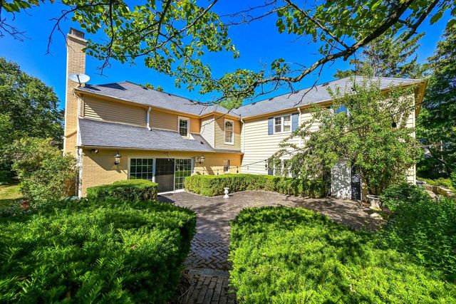 229 W Indian Creek COURT, Fox Point, WI 53217