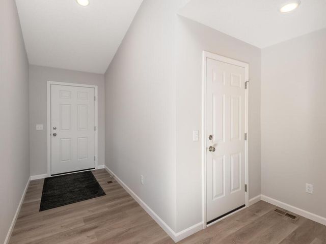 2127 River Bend Trail, Mayer, MN 55360