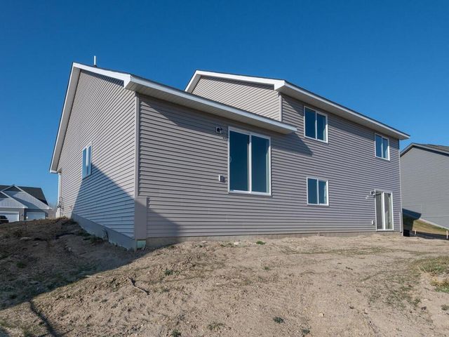 2127 River Bend Trail, Mayer, MN 55360