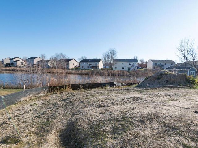 2127 River Bend Trail, Mayer, MN 55360