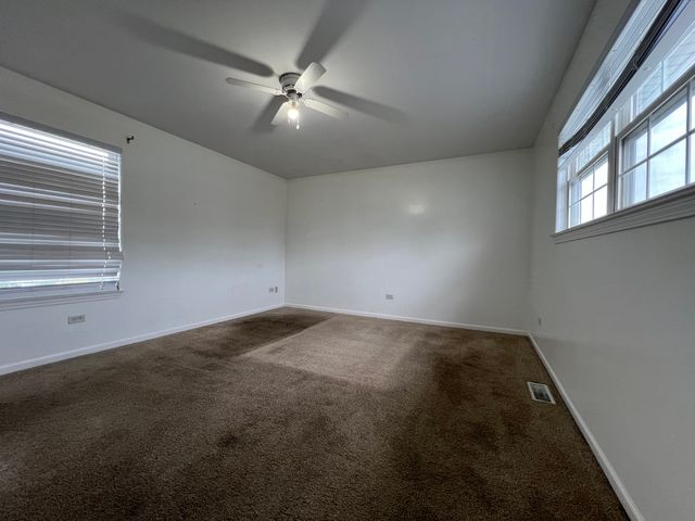1101 N 129th INFANTRY Drive, Joliet, IL 60435