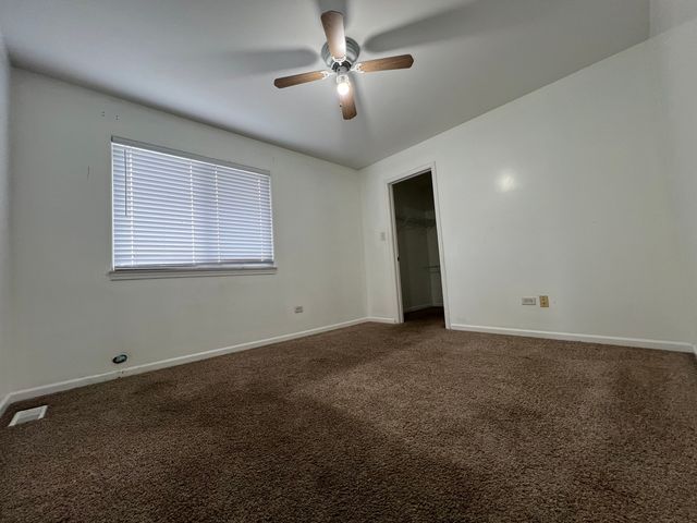 1101 N 129th INFANTRY Drive, Joliet, IL 60435