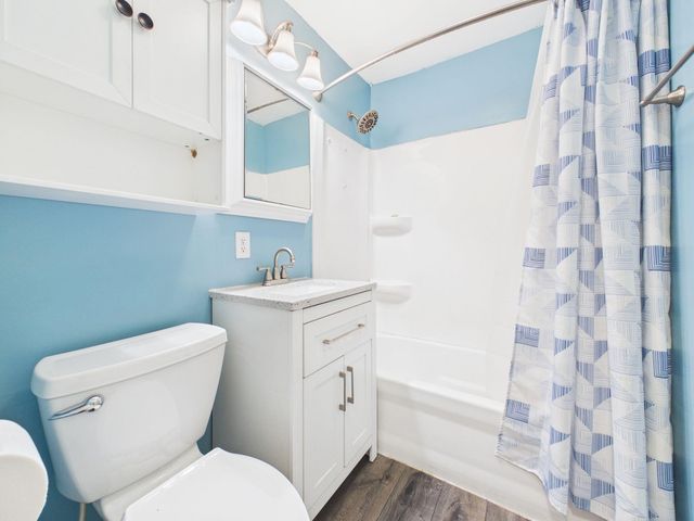 510 Wire Ave, Haysville, KS 67060