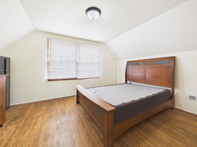 510 Wire Ave, Haysville, KS 67060