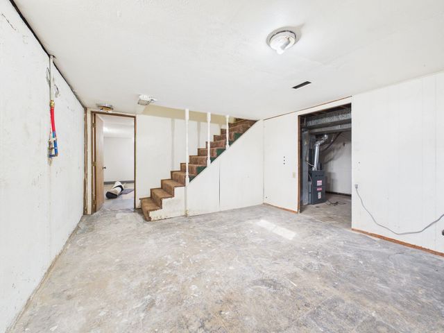 510 Wire Ave, Haysville, KS 67060