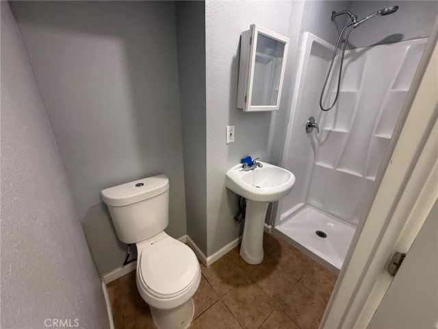 43051 Yew Street, Lancaster, CA 93536
