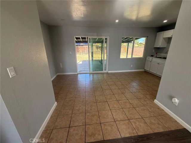 43051 Yew Street, Lancaster, CA 93536