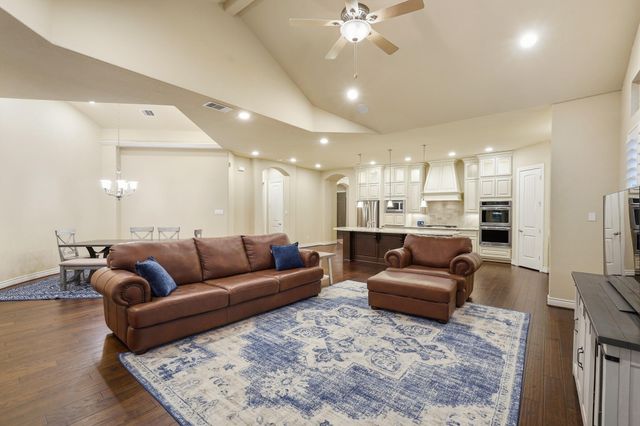 9815 Friesian Estates Drive, Spring, TX 77379