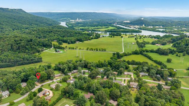 3350 Oak Burr Drive, Chattanooga, TN 37419