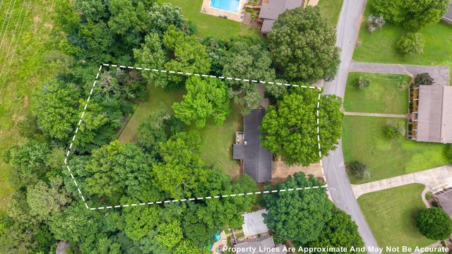 3350 Oak Burr Drive, Chattanooga, TN 37419