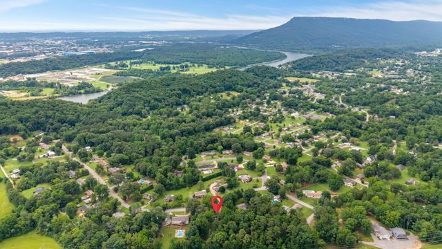 3350 Oak Burr Drive, Chattanooga, TN 37419