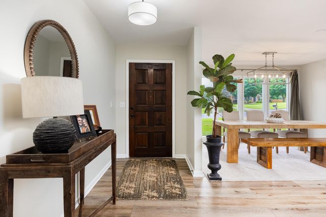 3350 Oak Burr Drive, Chattanooga, TN 37419