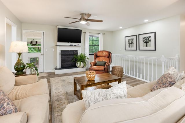 3350 Oak Burr Drive, Chattanooga, TN 37419