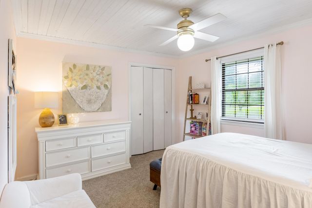 3350 Oak Burr Drive, Chattanooga, TN 37419