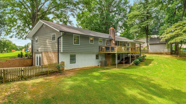 3350 Oak Burr Drive, Chattanooga, TN 37419