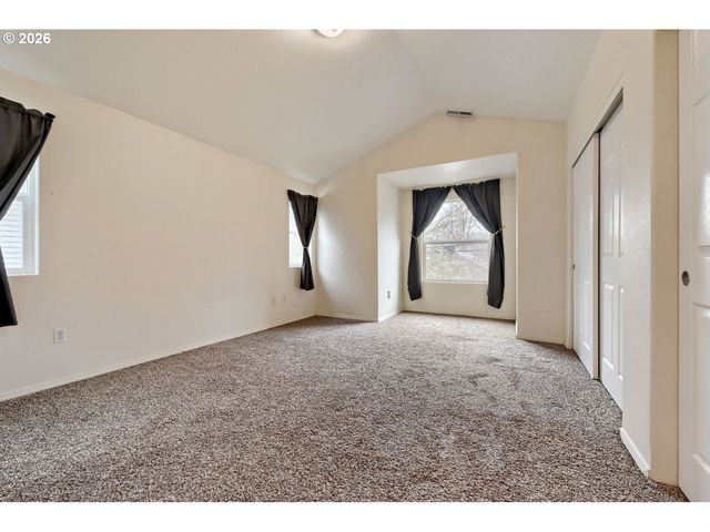 6626 N SENECA St, Portland, OR 97203