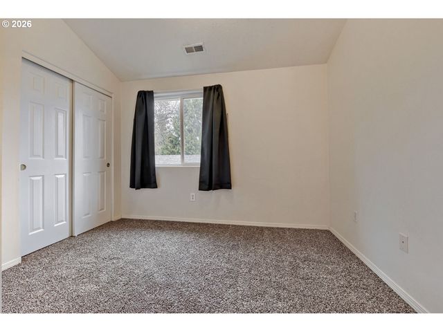 6626 N SENECA St, Portland, OR 97203