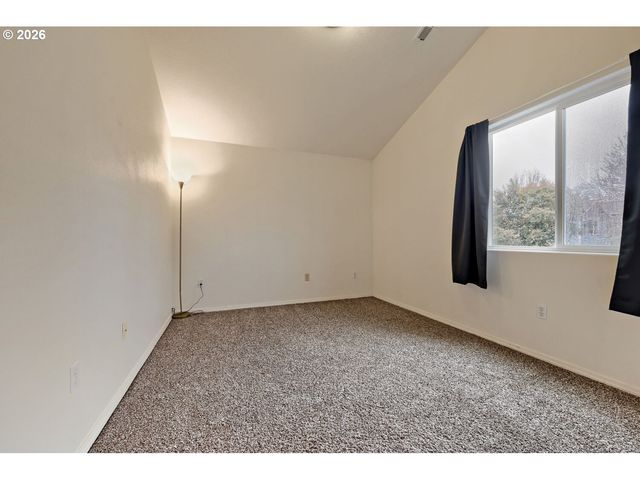 6626 N SENECA St, Portland, OR 97203