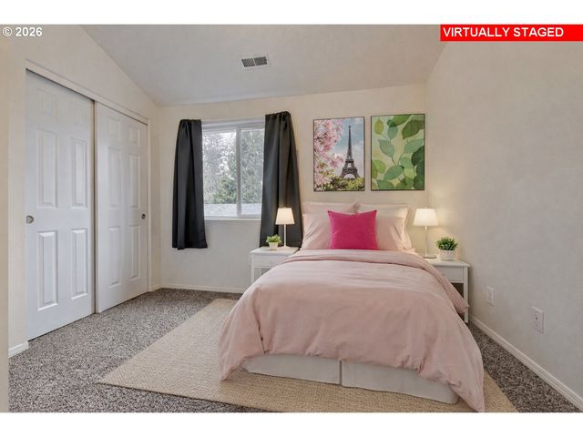 6626 N SENECA St, Portland, OR 97203