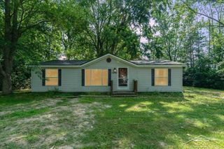 1404 N Texas Lane, Midland, MI 48642