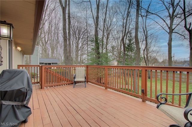 95 Oakhurst Drive, Munroe Falls, OH 44262