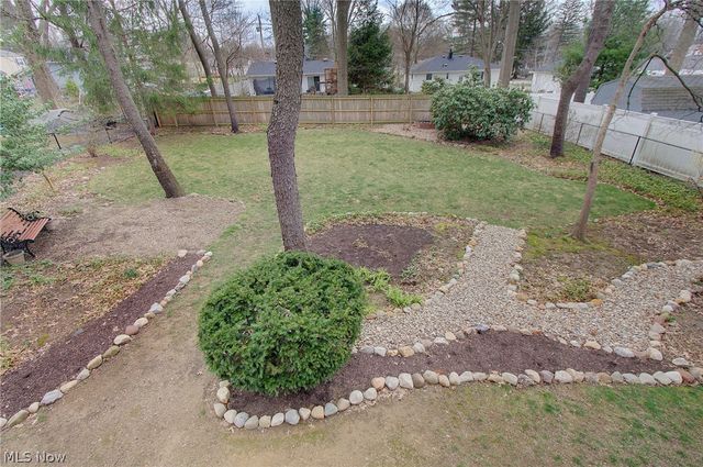 95 Oakhurst Drive, Munroe Falls, OH 44262