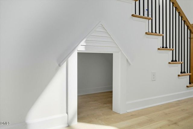 106 Sherwood Lane, Hillsborough, NC 27278