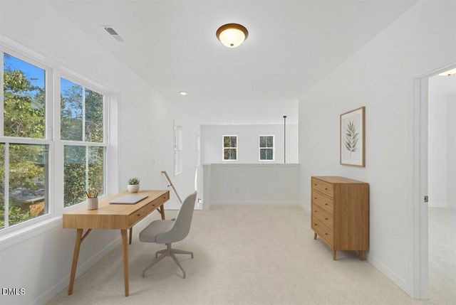 106 Sherwood Lane, Hillsborough, NC 27278