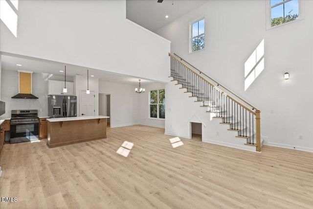 106 Sherwood Lane, Hillsborough, NC 27278