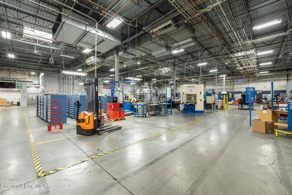 750 W CANFIELD AVE, Coeur d'Alene, ID 83815 photo 15