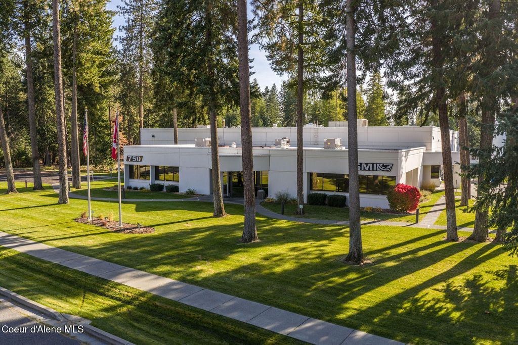 750 W CANFIELD AVE, Coeur d'Alene, ID 83815 photo 3