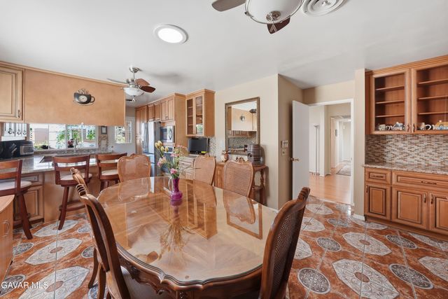 38452 Stanridge Avenue, Palmdale, CA 93550