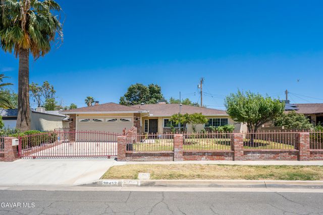 38452 Stanridge Avenue, Palmdale, CA 93550