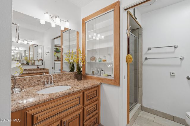 38452 Stanridge Avenue, Palmdale, CA 93550