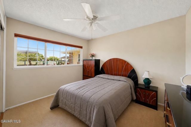 38452 Stanridge Avenue, Palmdale, CA 93550