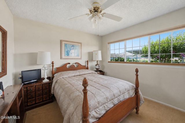 38452 Stanridge Avenue, Palmdale, CA 93550