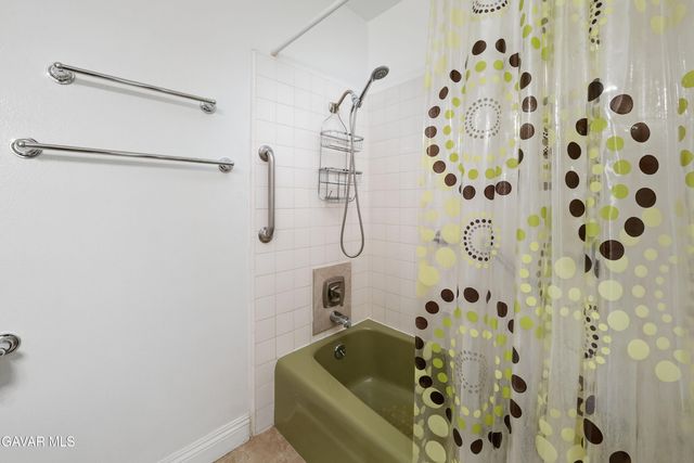 38452 Stanridge Avenue, Palmdale, CA 93550