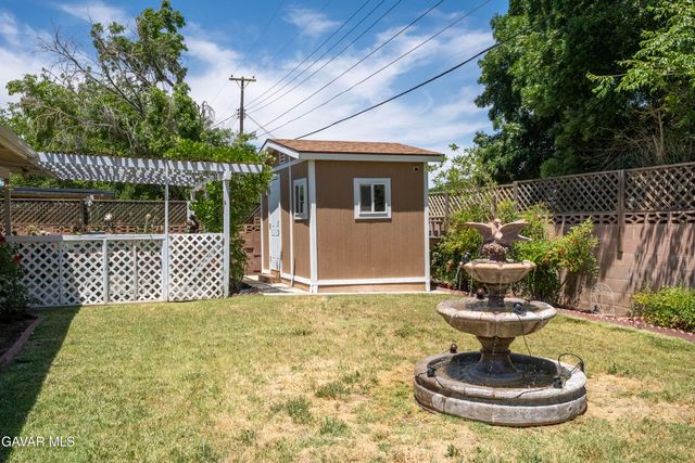 38452 Stanridge Avenue, Palmdale, CA 93550