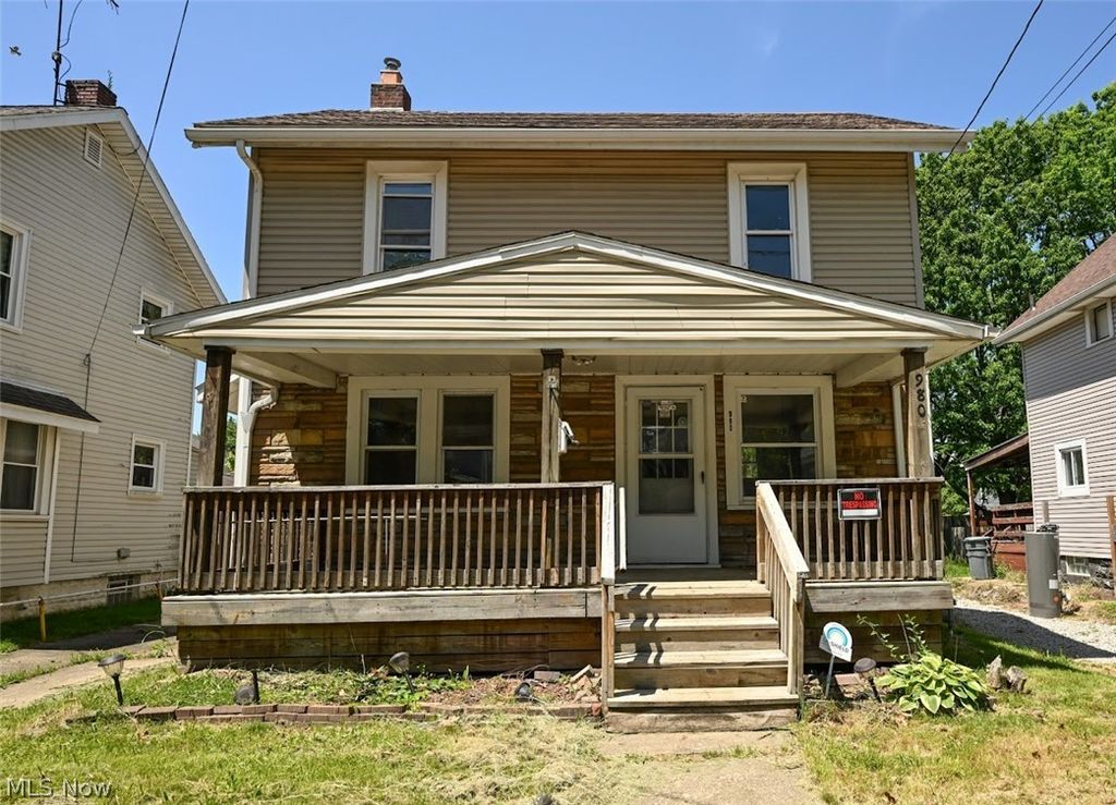 980 Neptune Avenue, Akron, OH 44301