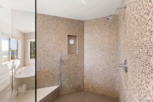 13721 Pine Needles, Del Mar, CA 92014