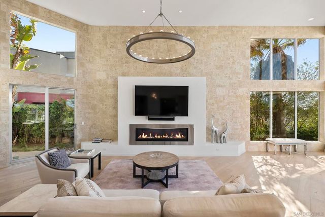 13721 Pine Needles, Del Mar, CA 92014