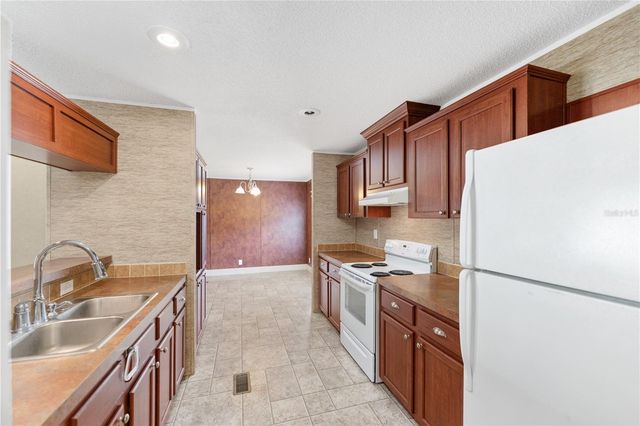 6308 NW 160TH STREET, Alachua, FL 32615