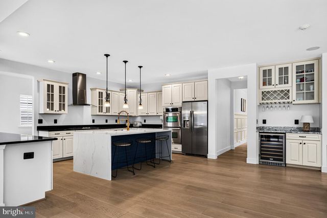 13862 ESTATE MANOR DR, Gainesville, VA 20155