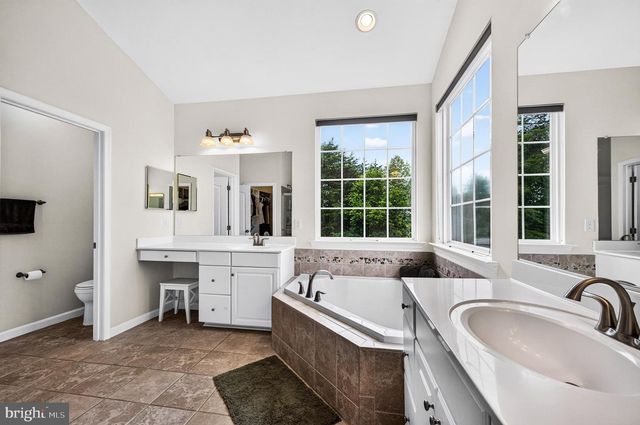 13862 ESTATE MANOR DR, Gainesville, VA 20155