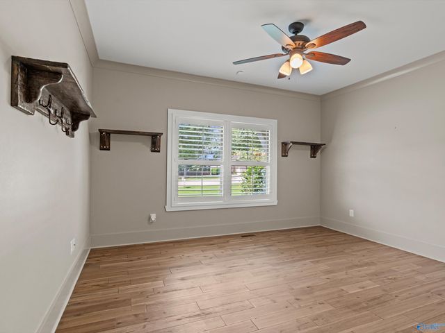 180 Greystone Pass, Guntersville, AL 35976